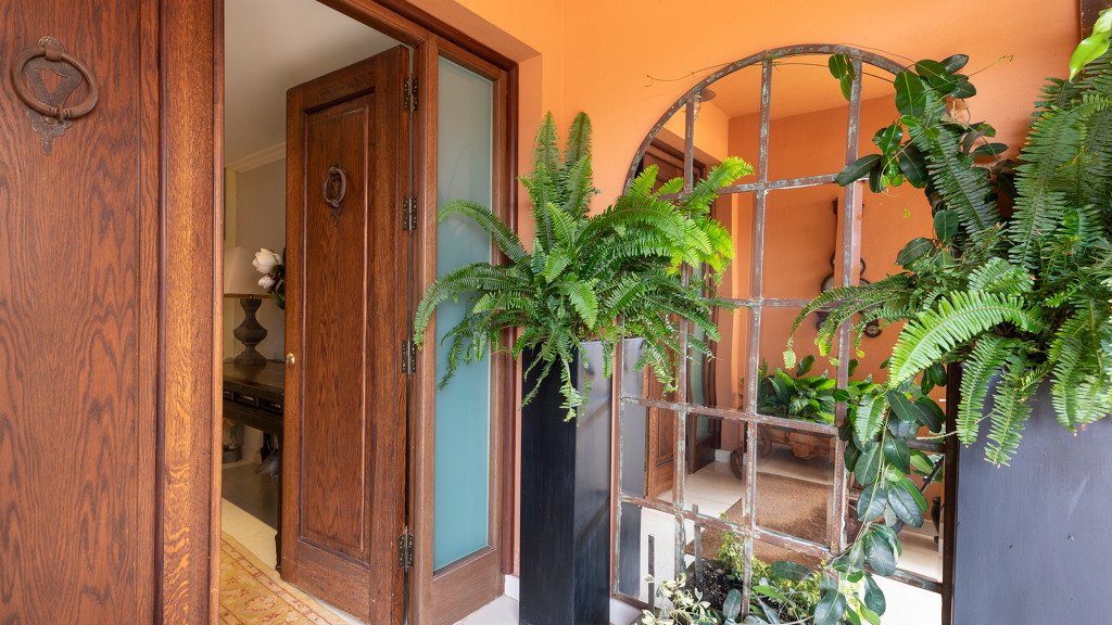 Talo Malaga, Espanja 5 makuuhuonetta, 454 m2 No. 66092