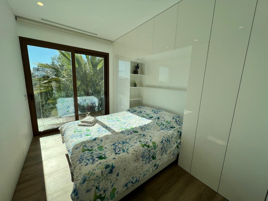 Huvila Campoamor, Alicante, Espanja 4 makuuhuonetta, 173 m2 No. 144926