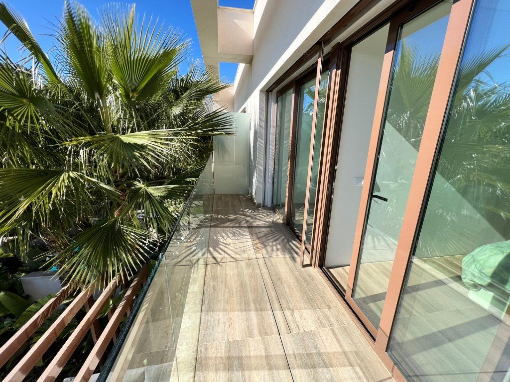 Huvila Campoamor, Alicante, Espanja 4 makuuhuonetta, 173 m2 No. 144926