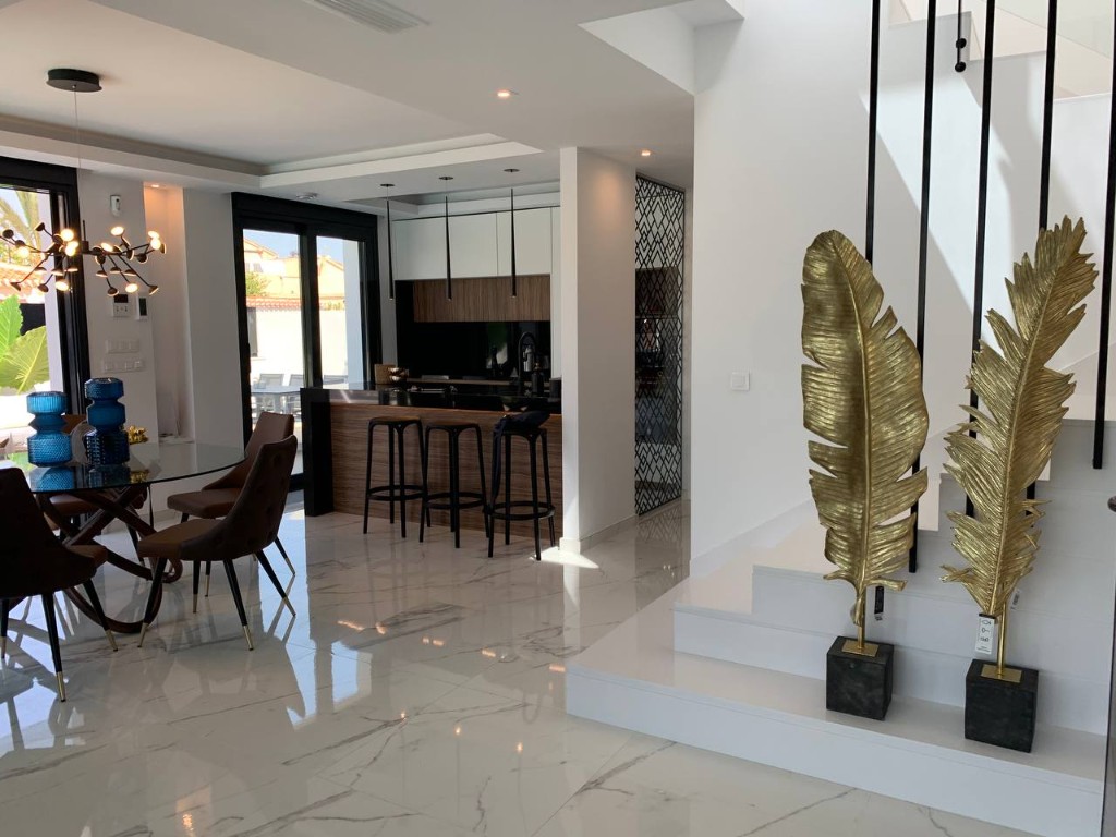 Villa Torrevieja, Alicante, Spānijā 3 istabas, 172 m2 Nr. 144927