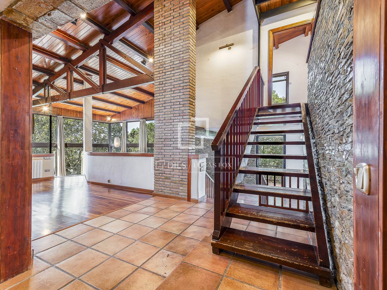 Villa in Barcelona, Spain 6 bedrooms, 402 sq.m. No. 150596