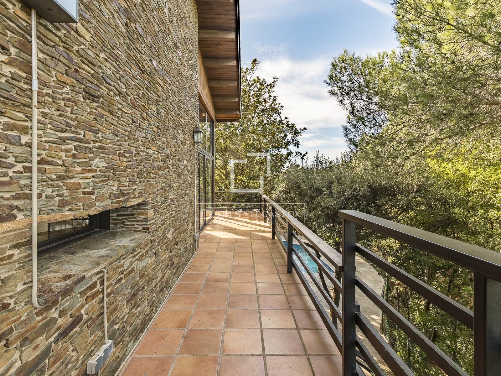 Villa in Barcelona, Spain 6 bedrooms, 402 sq.m. No. 150596
