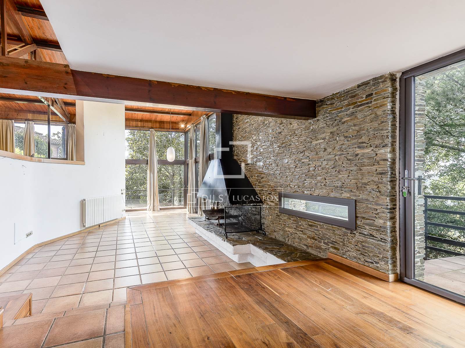 Villa in Barcelona, Spain 6 bedrooms, 402 sq.m. No. 150596