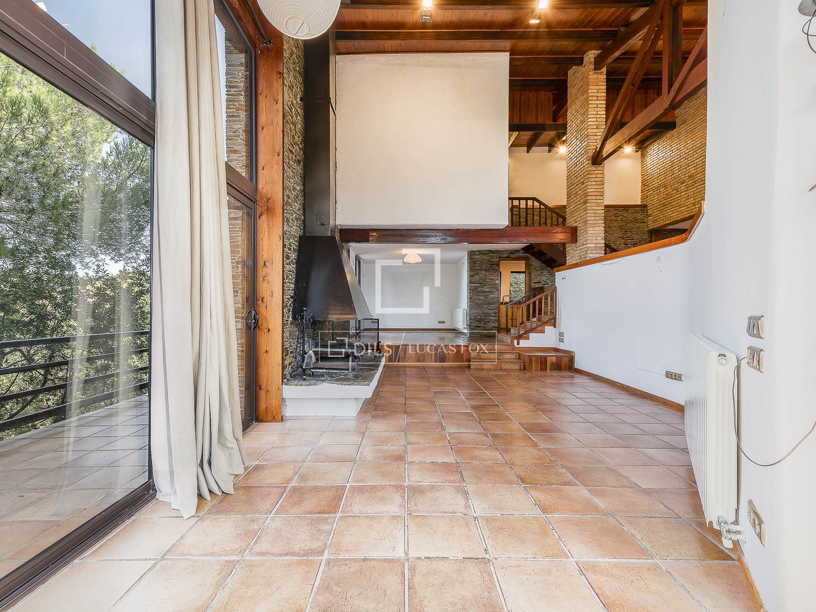 Villa in Barcelona, Spain 6 bedrooms, 402 sq.m. No. 150596