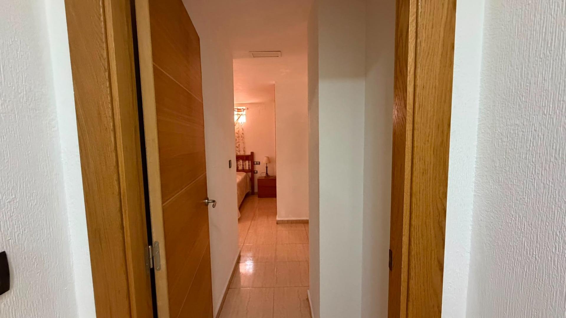 Apartamento en Torrevieja, Alicante, España 2 dormitorios, 72 m2 No. 183060