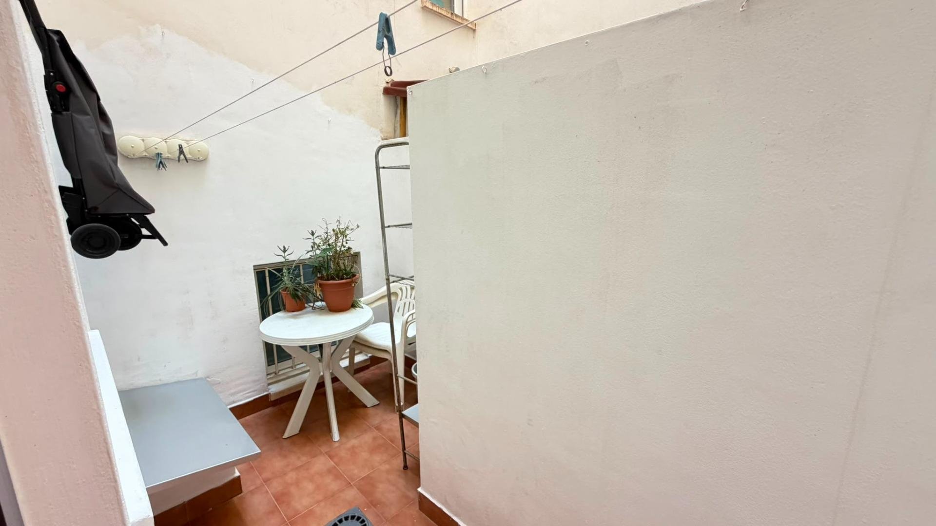 Apartamento en Torrevieja, Alicante, España 2 dormitorios, 72 m2 No. 183060