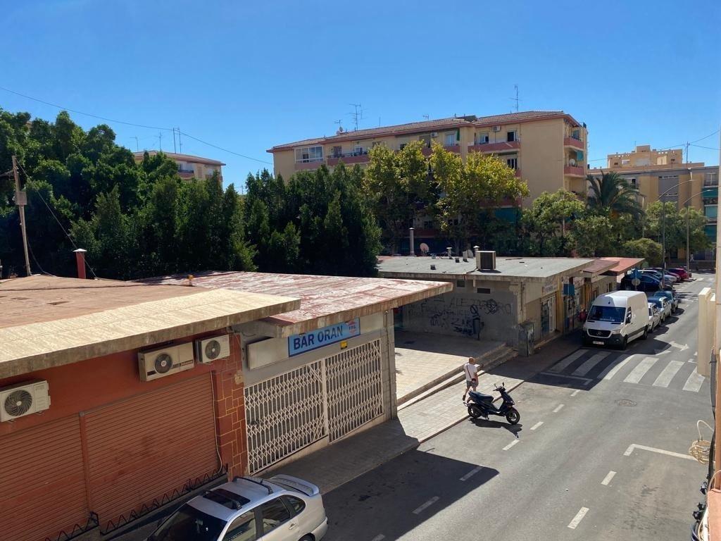 Appartamento a Alicante, Spagna 2 camere da letto, 75 mq. N° 183057