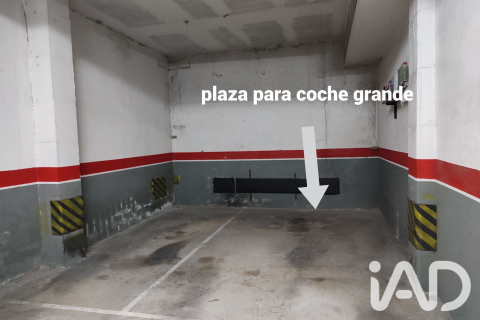 Garage à Barcelona, Espagne 12 m2 No. 193522