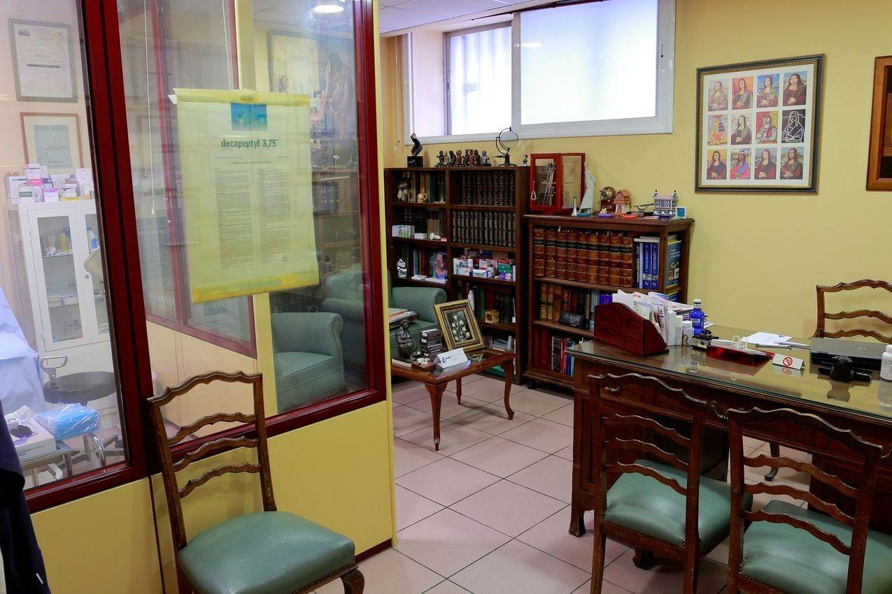 Huoneisto Madrid, Espanja 5 makuuhuonetta, 163 m2 No. 165440