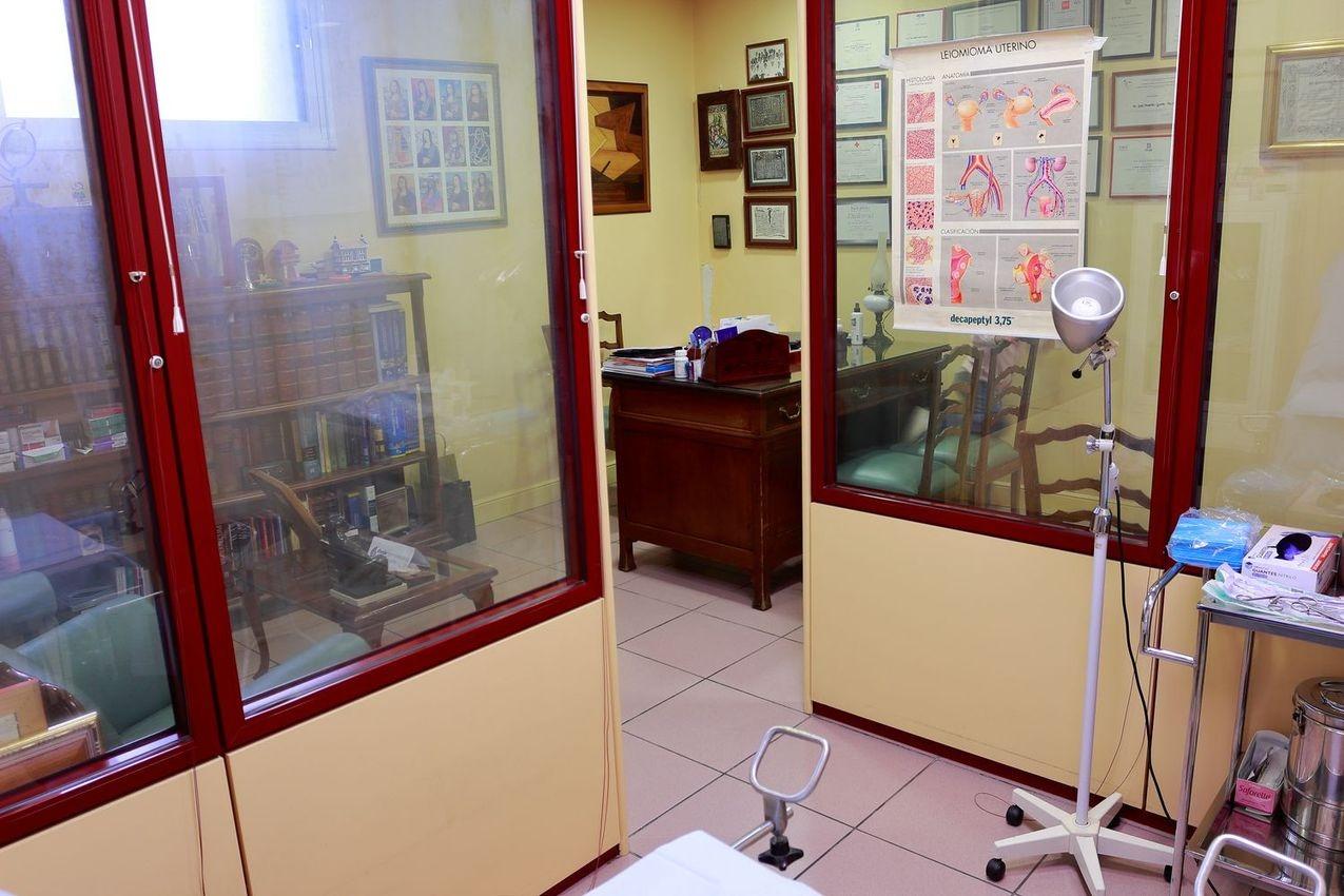 Huoneisto Madrid, Espanja 5 makuuhuonetta, 163 m2 No. 165440