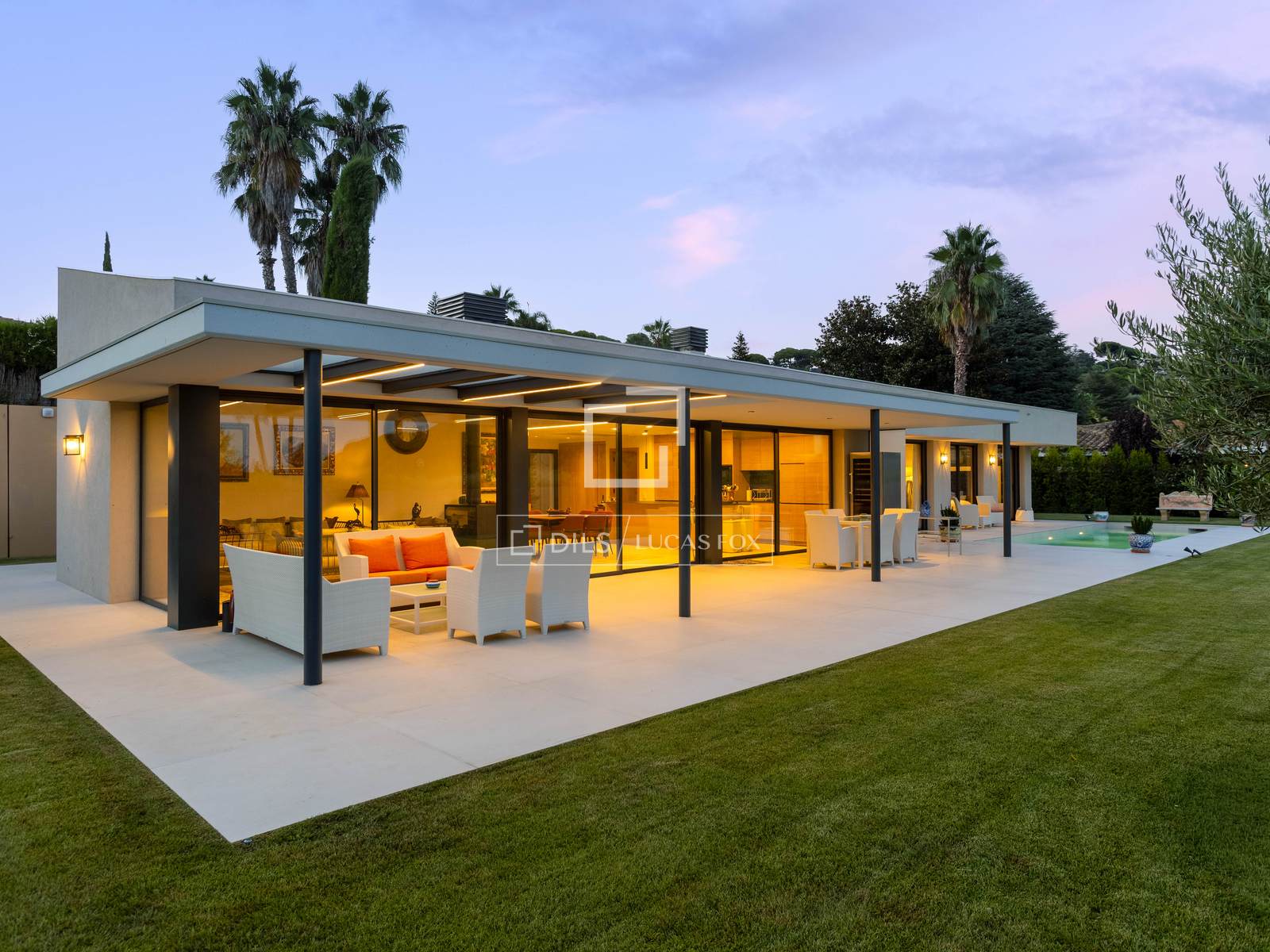 Villa i Sant Vicenc De Montalt, Barcelona, Spanien 3 sovrum, 258 kvm. Nr. 193666
