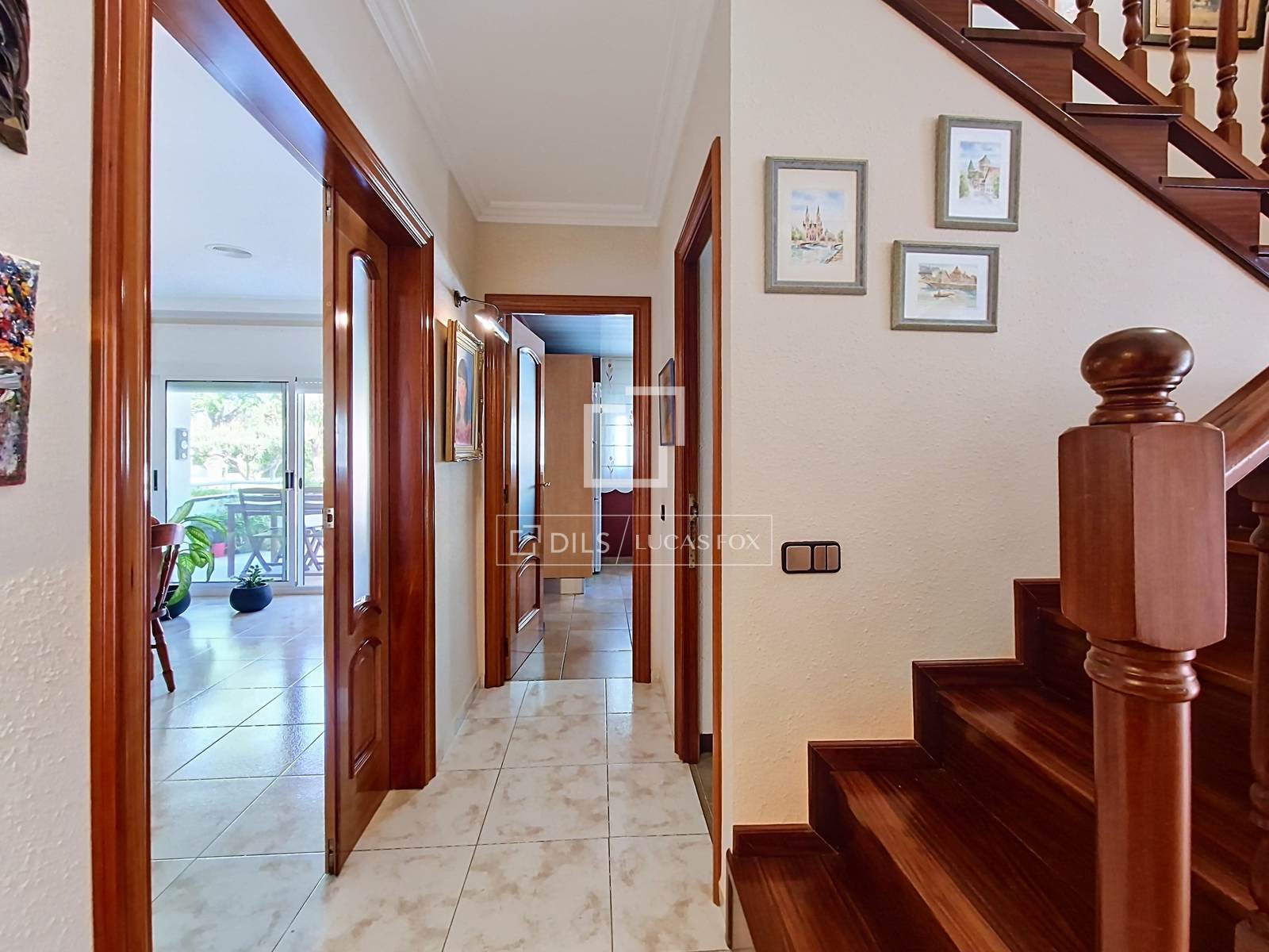 Huvila Vilanova i la Geltru, Barcelona, Espanja 5 makuuhuonetta, 289 m2 No. 193668