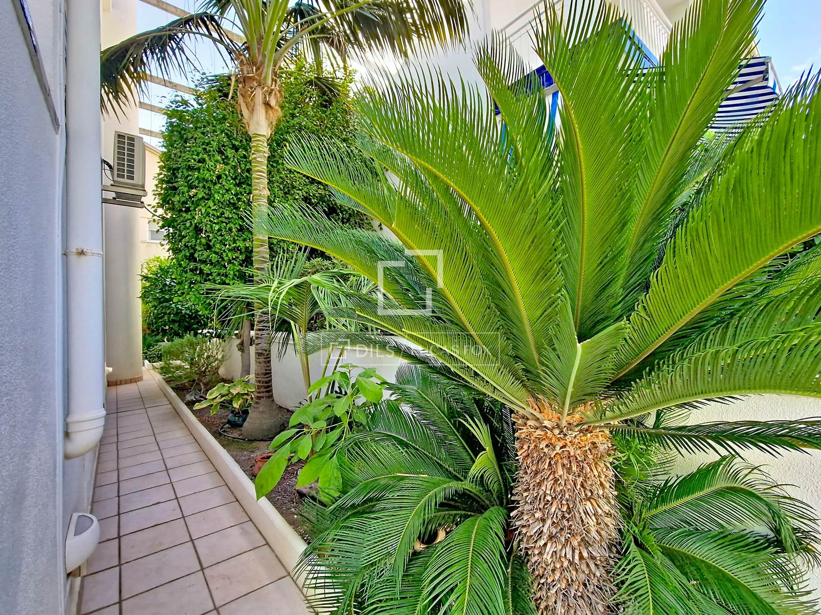 Huvila Vilanova i la Geltru, Barcelona, Espanja 5 makuuhuonetta, 289 m2 No. 193668