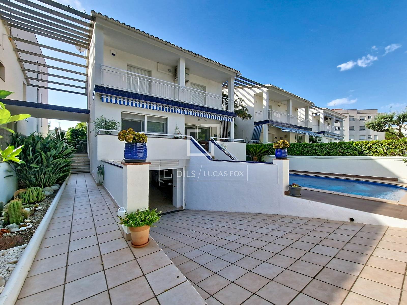 Huvila Vilanova i la Geltru, Barcelona, Espanja 5 makuuhuonetta, 289 m2 No. 193668