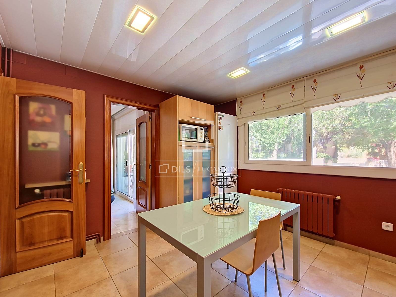 Huvila Vilanova i la Geltru, Barcelona, Espanja 5 makuuhuonetta, 289 m2 No. 193668