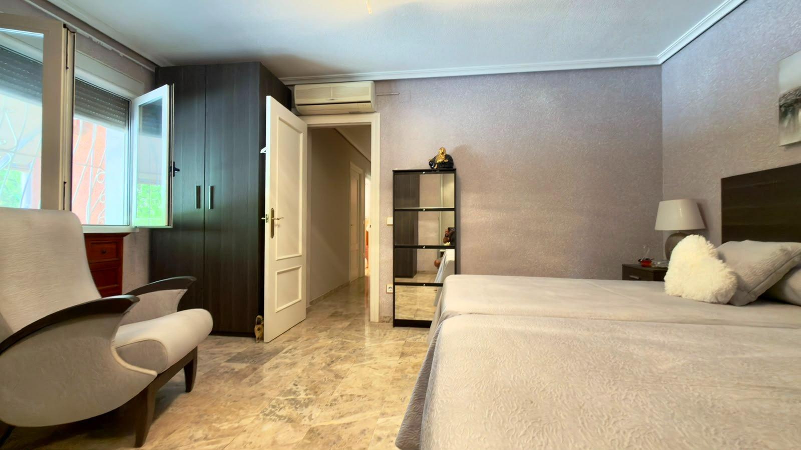 Villa à Benidorm, Alicante, Espagne 5 chambres, 465 m2 No. 193590