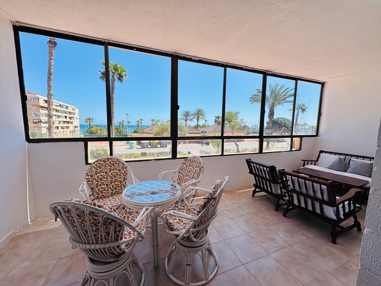 Apartamento en Torrevieja, Alicante, España 80 m2 No. 193591