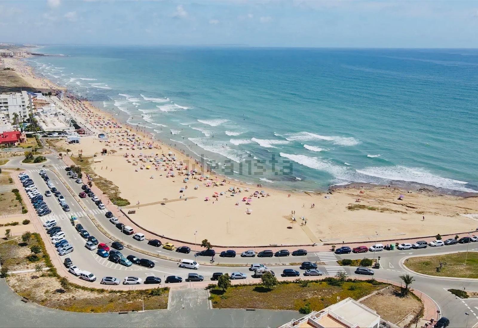 Apartamento en Torrevieja, Alicante, España 80 m2 No. 193591