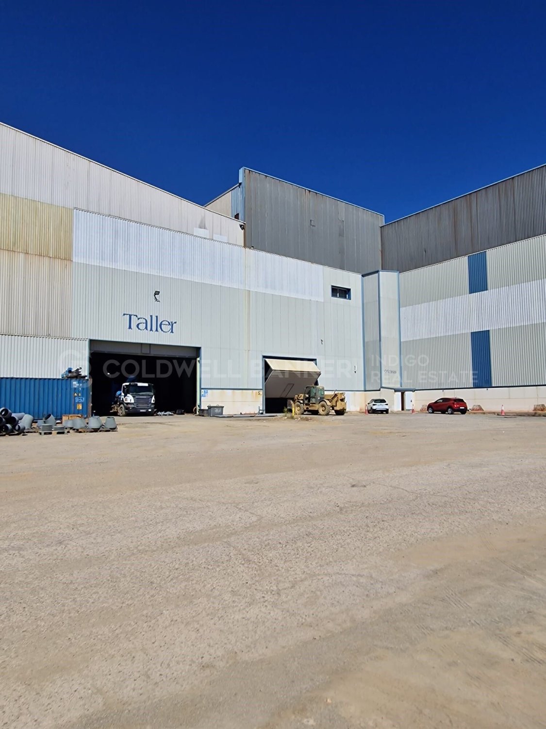 Commercial property in Aznalcollar, Seville, Spain 30773 sq.m. No. 159790
