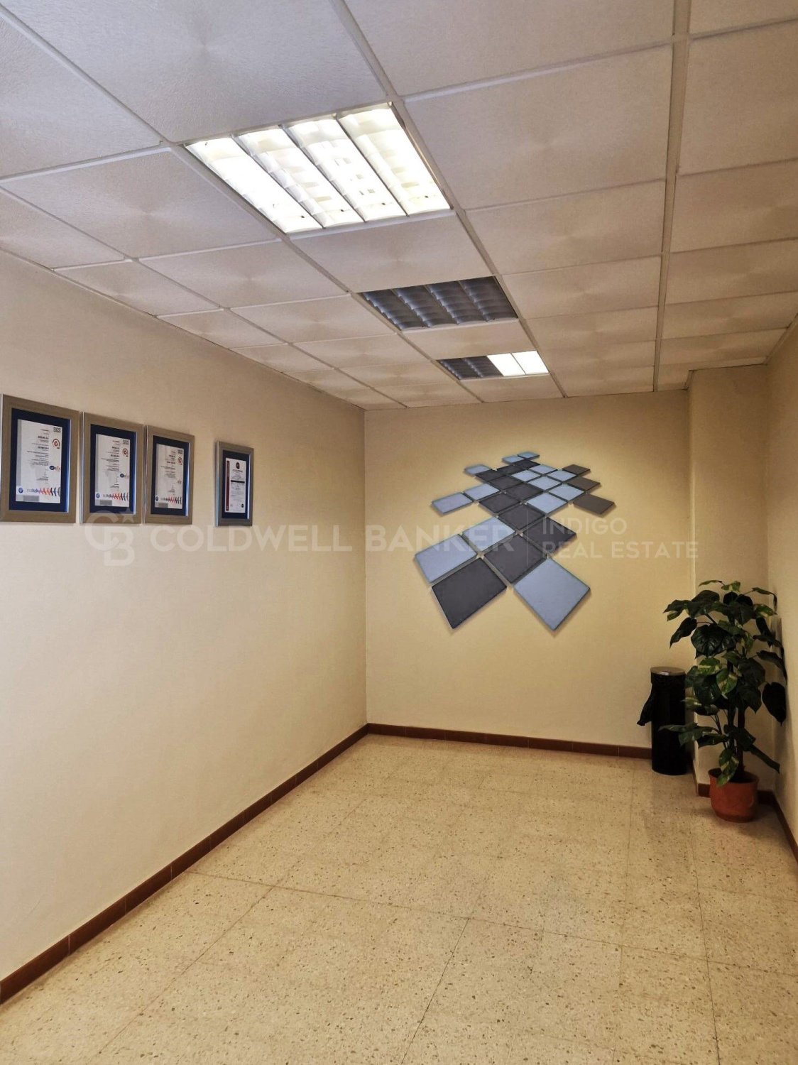 Commercial property in Aznalcollar, Seville, Spain 30773 sq.m. No. 159790