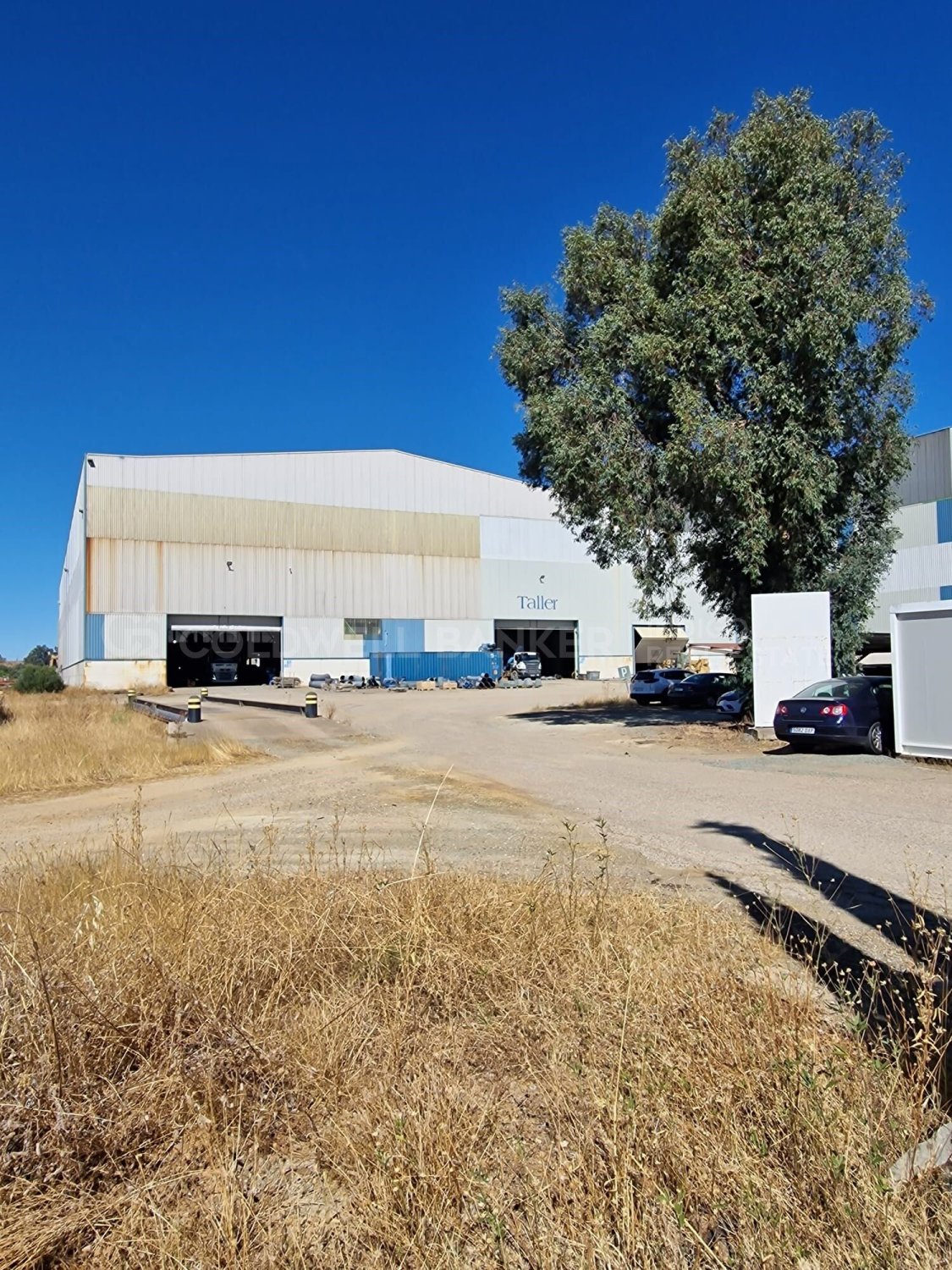 Commercial property in Aznalcollar, Seville, Spain 30773 sq.m. No. 159790