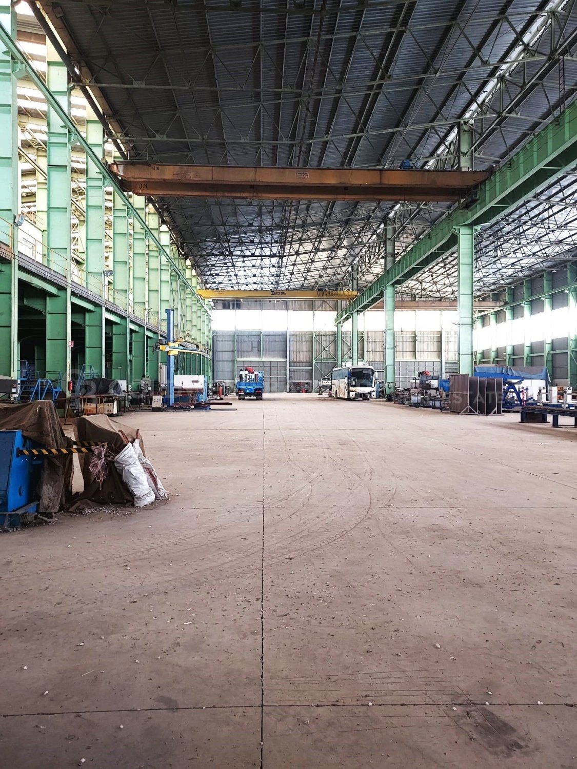 Commercial property in Aznalcollar, Seville, Spain 30773 sq.m. No. 159790