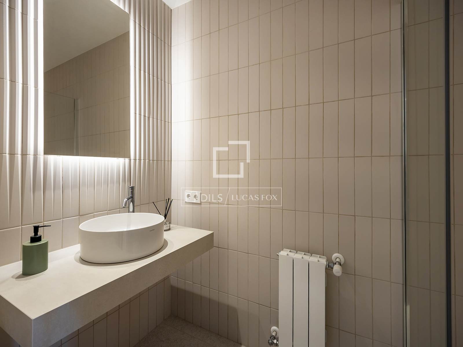 Apartment à Barcelona, Espagne 2 chambres, 146 m2 No. 150813