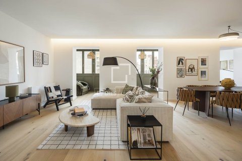 Apartament w Barcelona, Hiszpania 2 sypialnie, 146 mkw. nr 150813