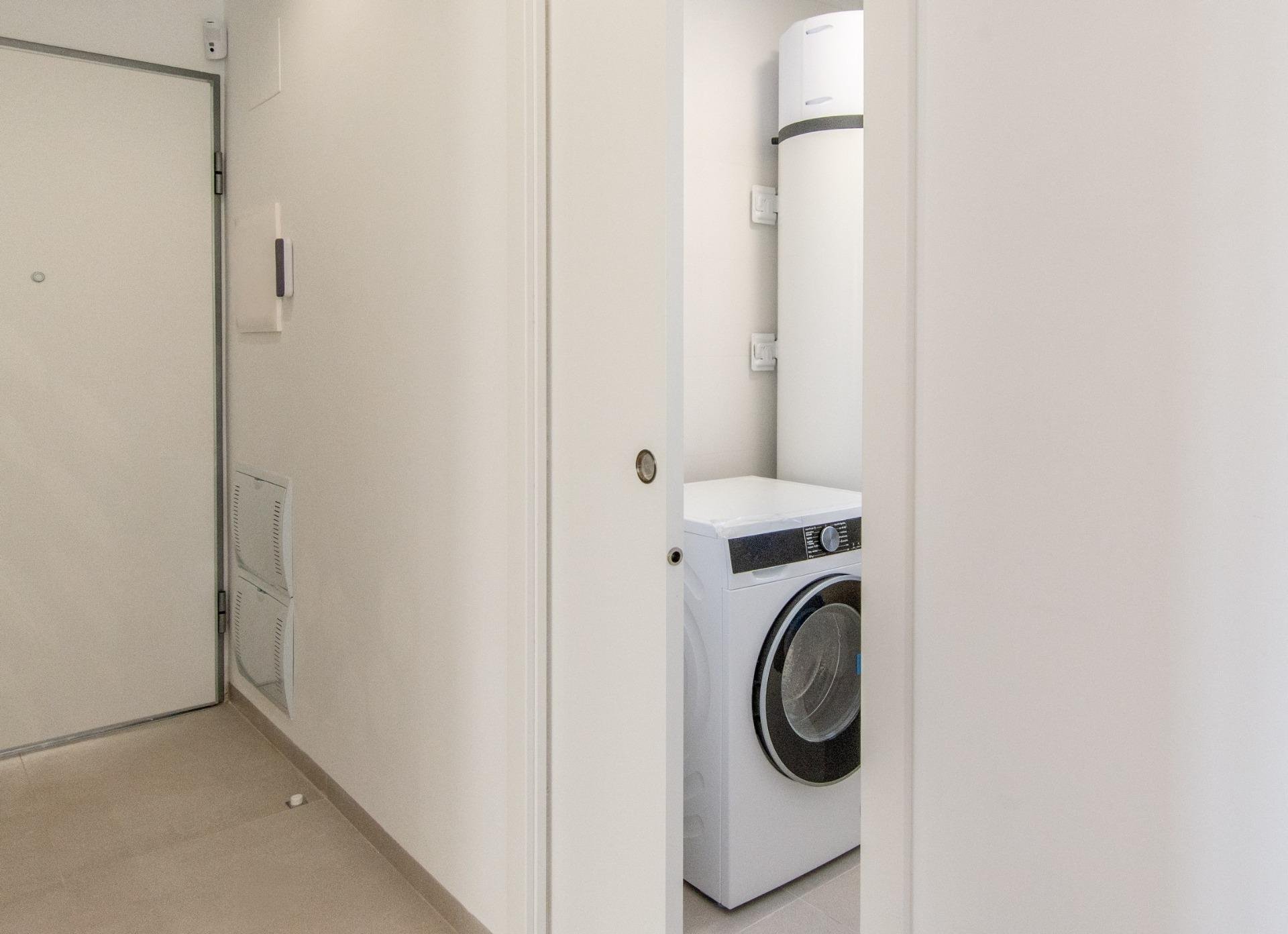 Apartamento en Finestrat, Alicante, España 2 dormitorios, 80 m2 No. 187132