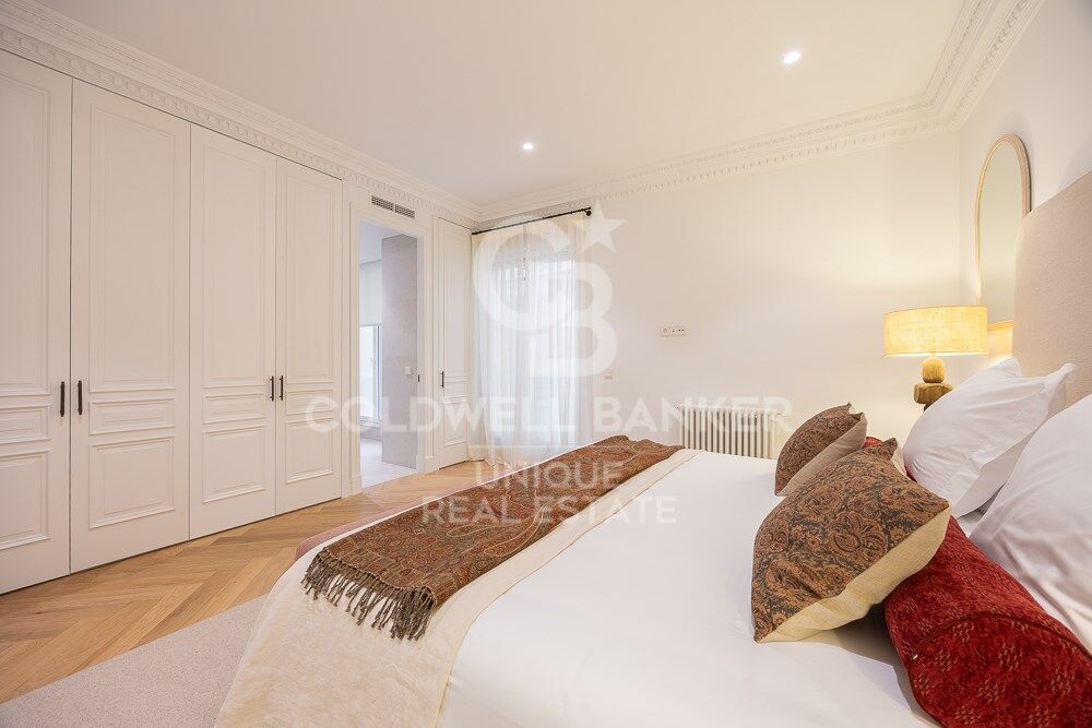 Apartment à Madrid, Espagne 4 chambres, 243 m2 No. 158496