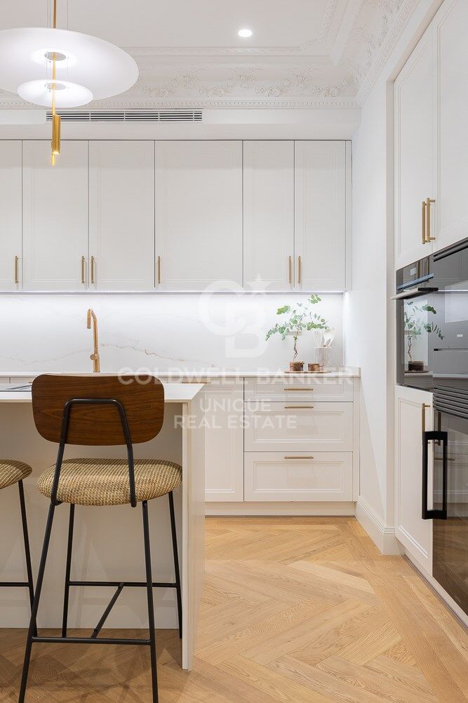 Apartment à Madrid, Espagne 4 chambres, 243 m2 No. 158496