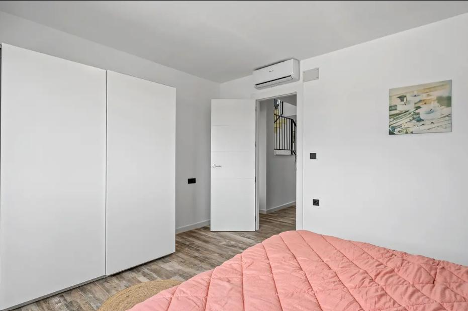 Villa a Puerto Lumbreras, Murcia, Spagna 7 camere da letto, 621 mq. N° 194137
