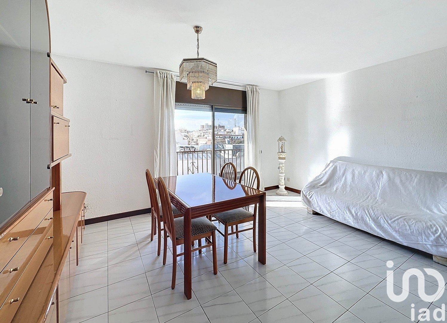 Apartament w Vilanova i la Geltru, Barcelona, Hiszpania 4 sypialnie, 114 mkw. nr 153805