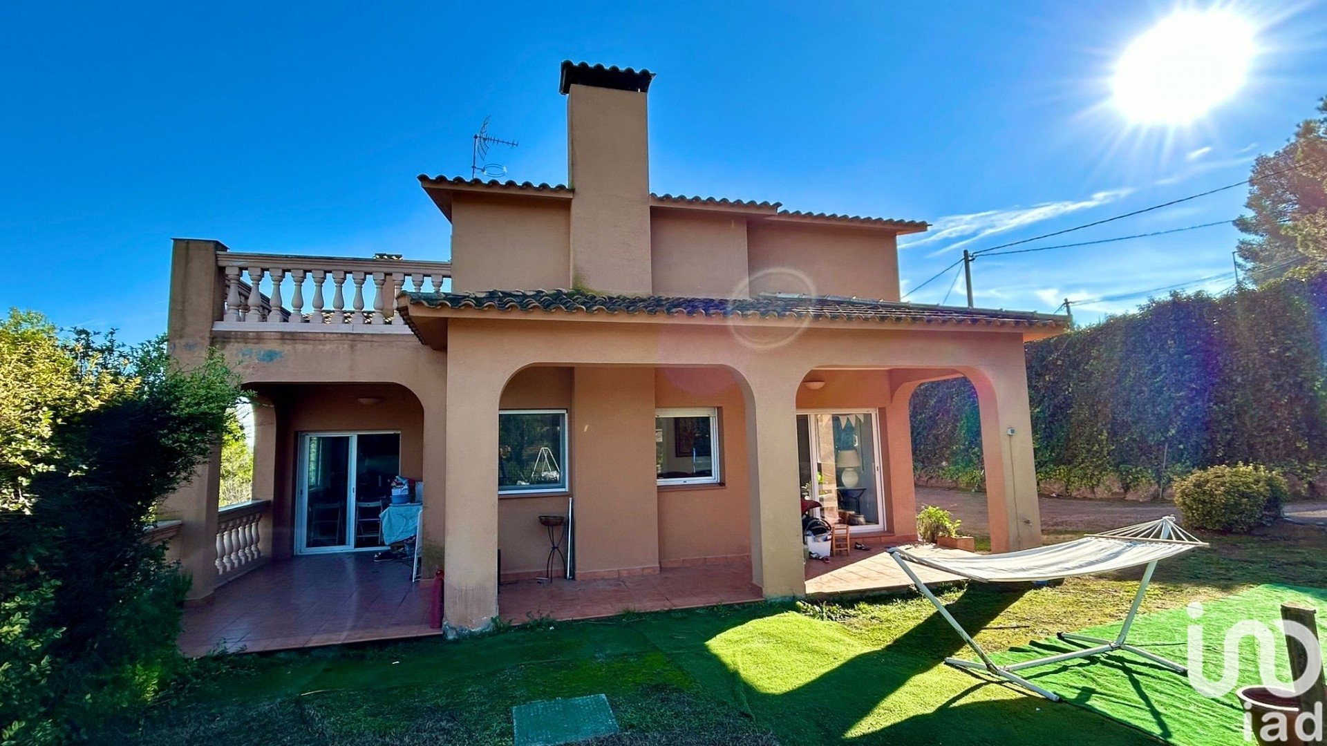 House à Santa Eulalia De Roncana, Barcelona, Espagne 3 chambres, 514 m2 No. 153799
