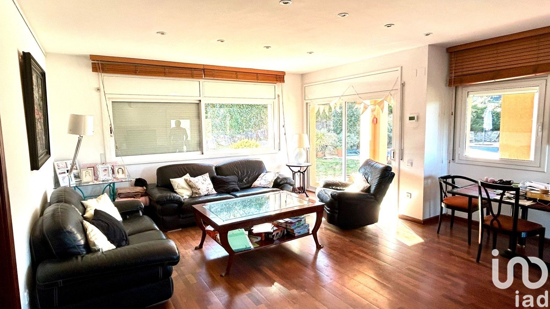 House à Santa Eulalia De Roncana, Barcelona, Espagne 3 chambres, 514 m2 No. 153799