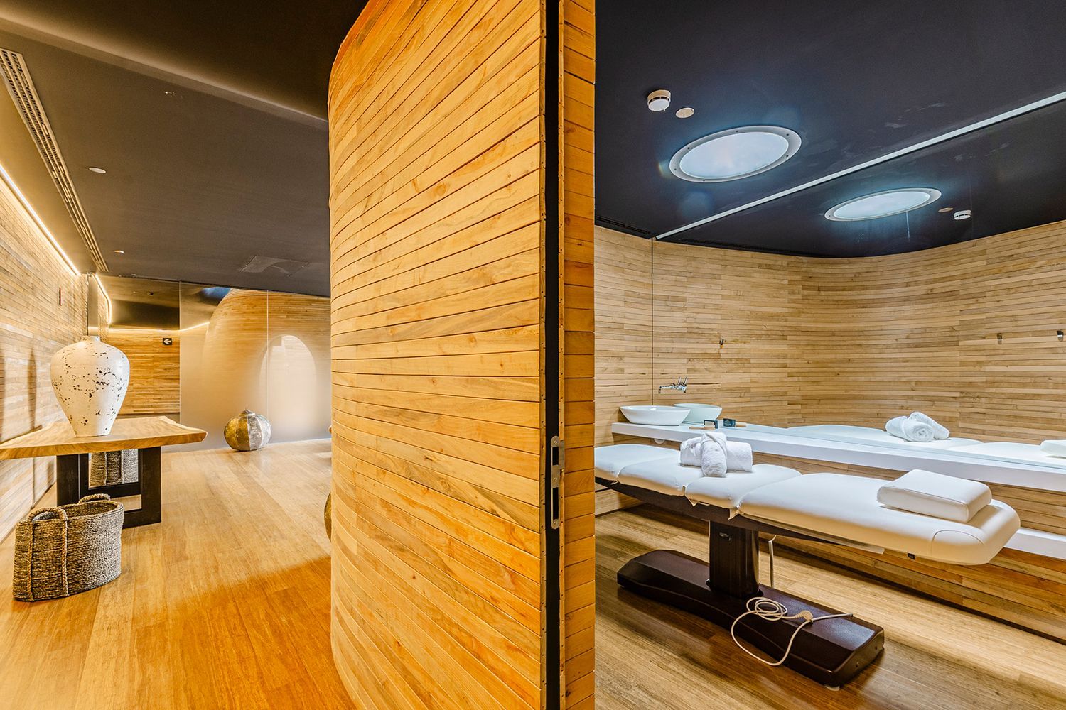 Wohnung in Barcelona, Spanien 1 Schlafzimmer, 122 m2 Nr. 148881