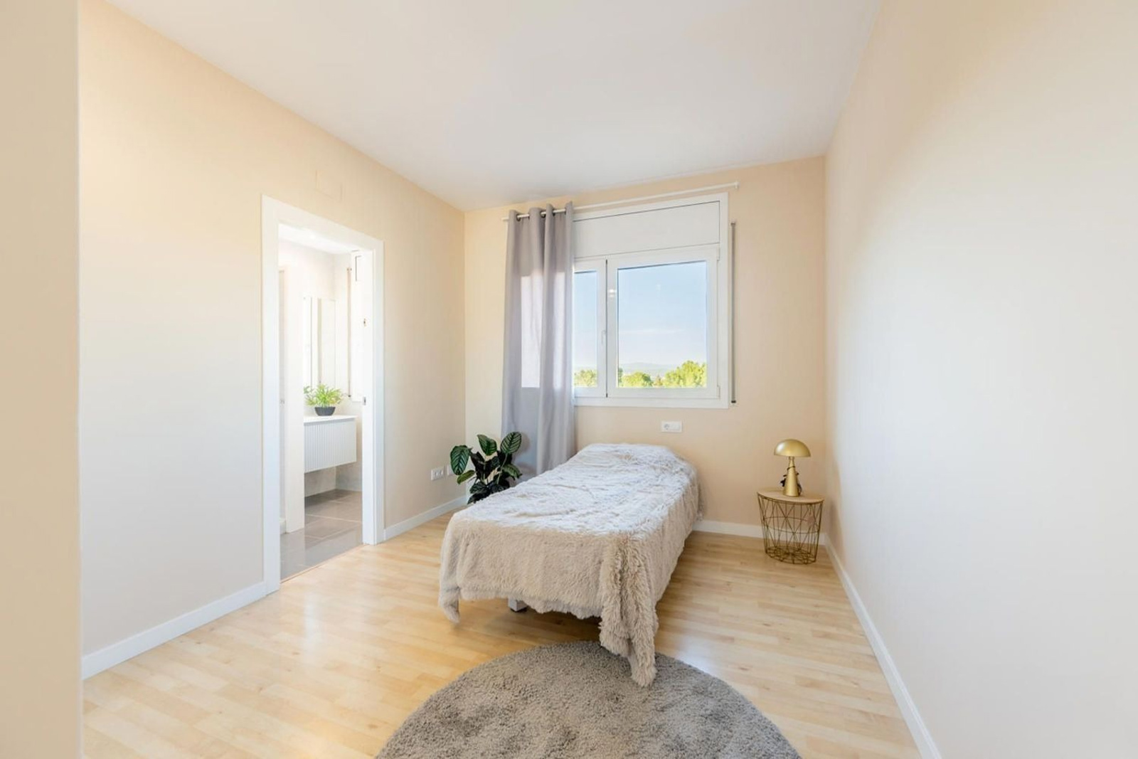 House in Sant Cugat Del Valles, Barcelona, Spain No. 148886