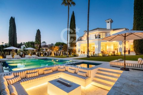 Villa Marbella, Malaga, Spānijā 5 istabas, 722 m2 Nr. 158860