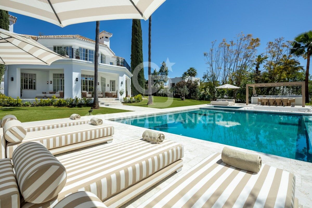 Villa i Marbella, Malaga, Spanien 5 sovrum, 722 kvm. Nr. 158860