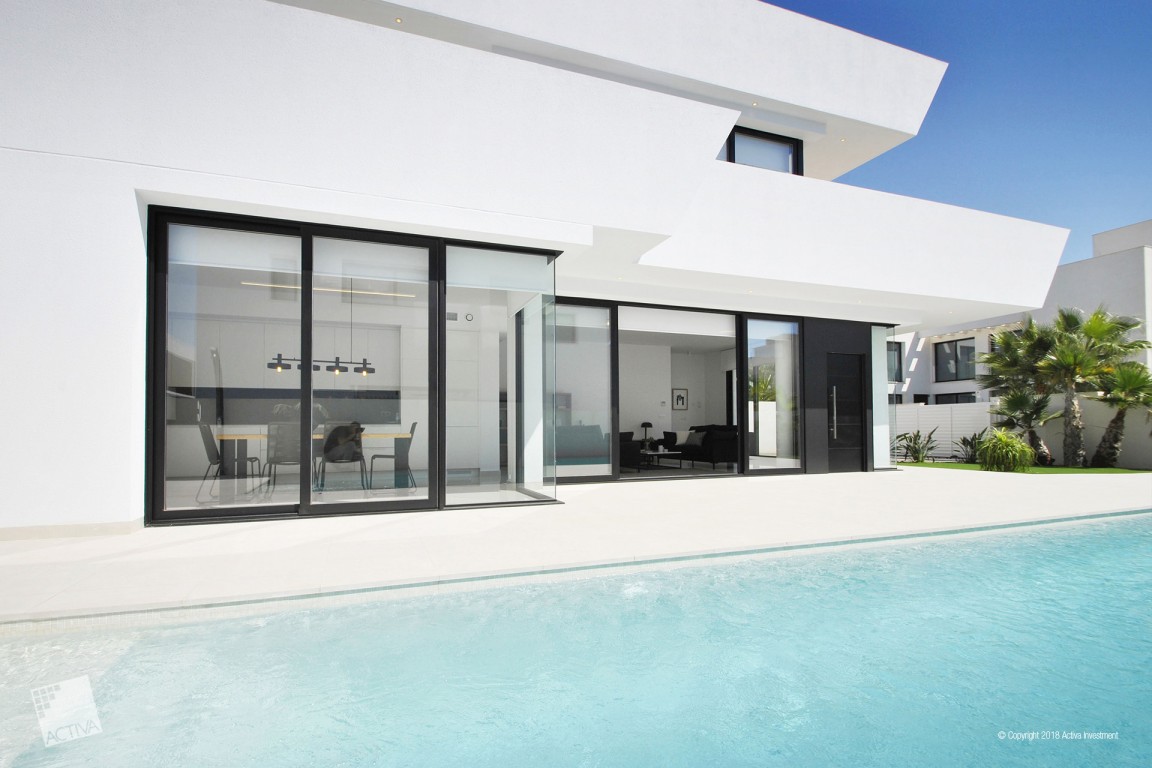 Villa à Rojales, Alicante, Espagne 4 chambres, 185 m2 No. 189343