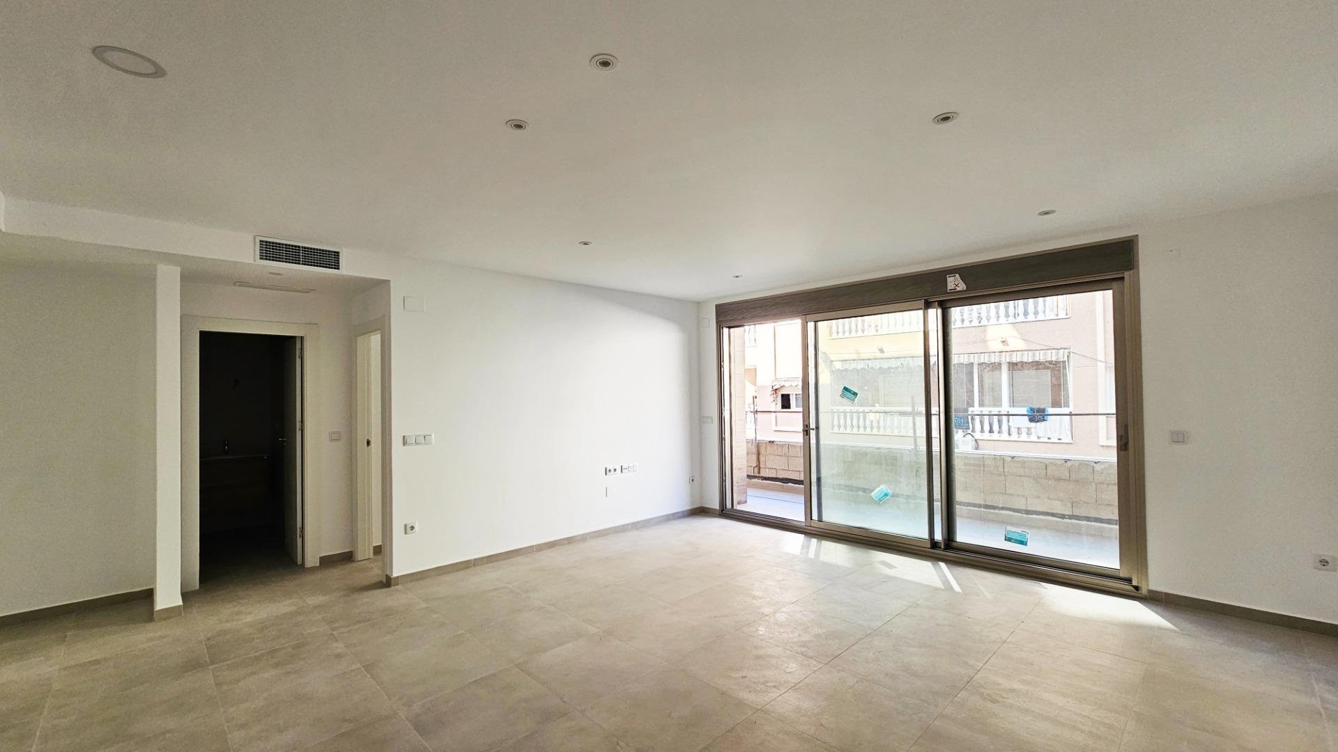 Apartment à Torrevieja, Alicante, Espagne 1 chambre, 63 m2 No. 189348
