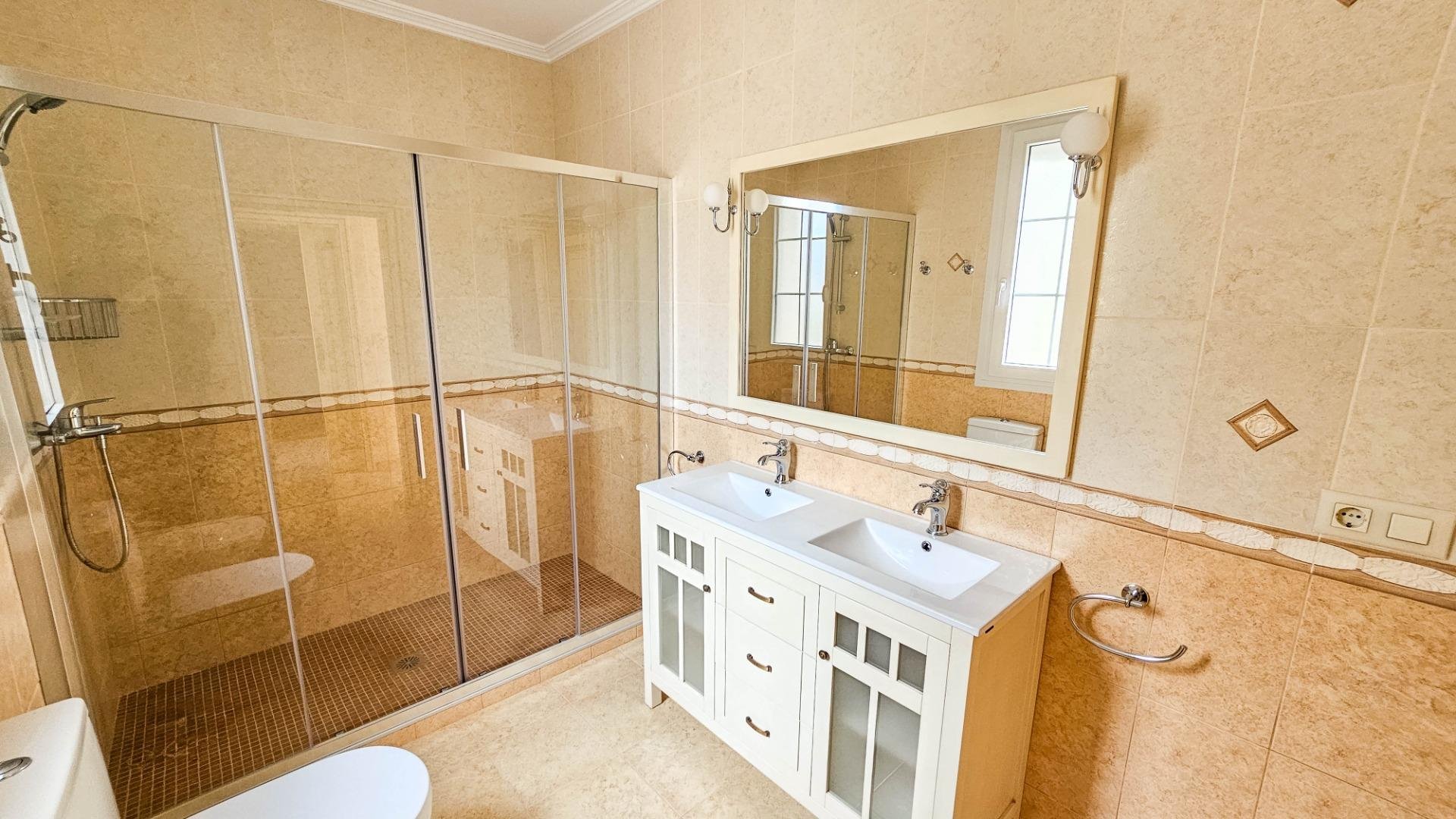 Huvila Cabo Roig, Alicante, Espanja 7 makuuhuonetta, 463 m2 No. 154805