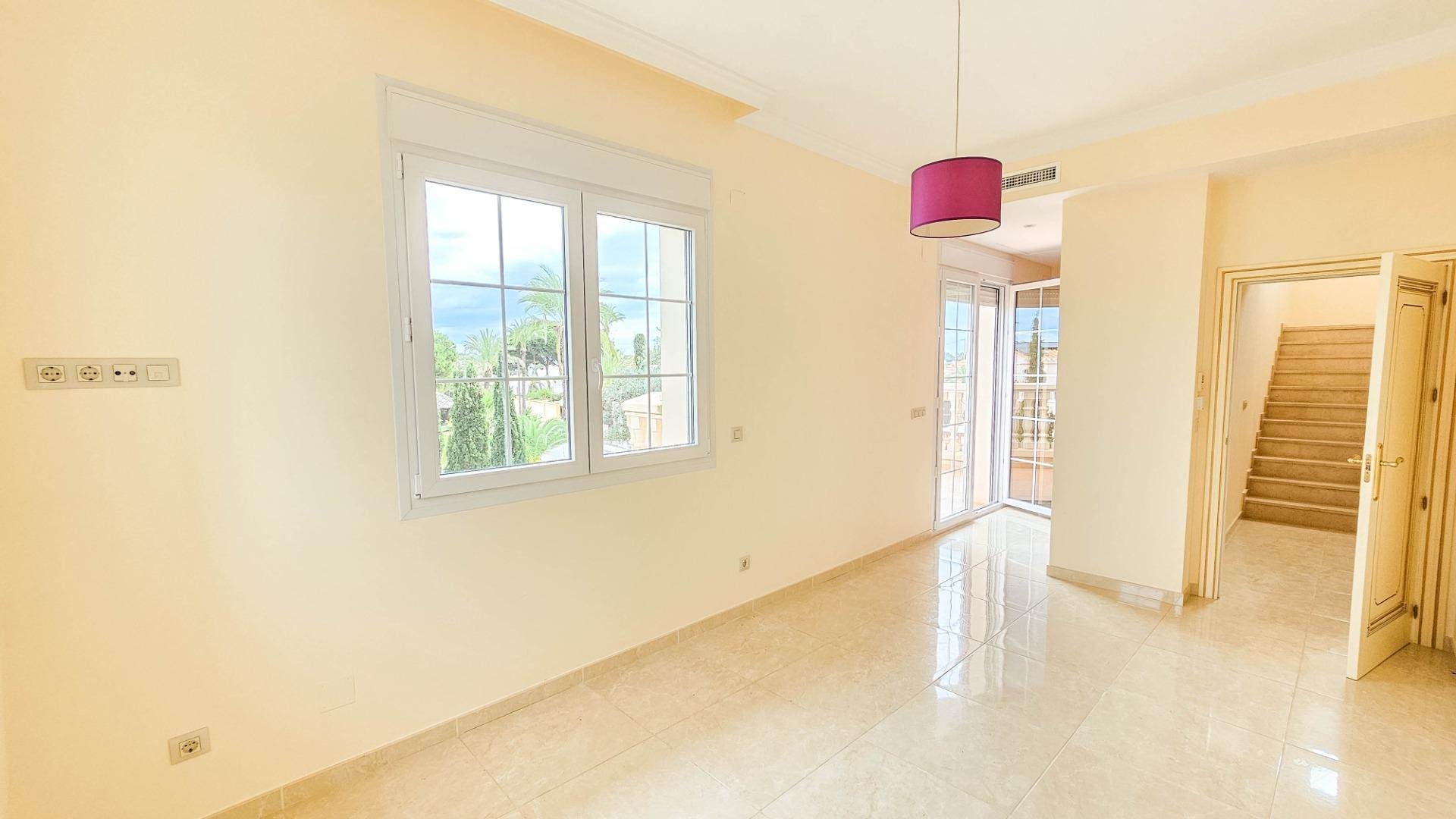 Huvila Cabo Roig, Alicante, Espanja 7 makuuhuonetta, 463 m2 No. 154805