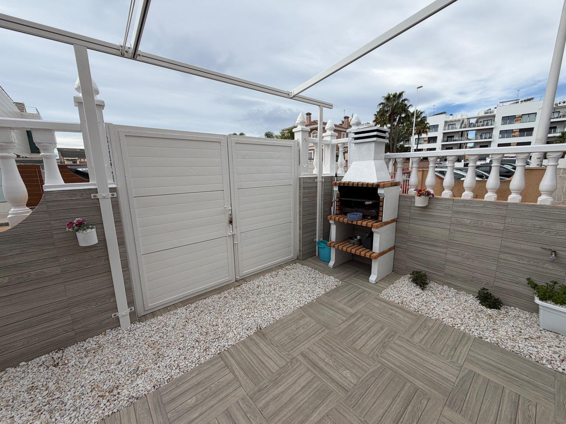 Townhouse in La Zenia, Alicante, Spain 3 bedrooms, 120 sq.m. No. 154803