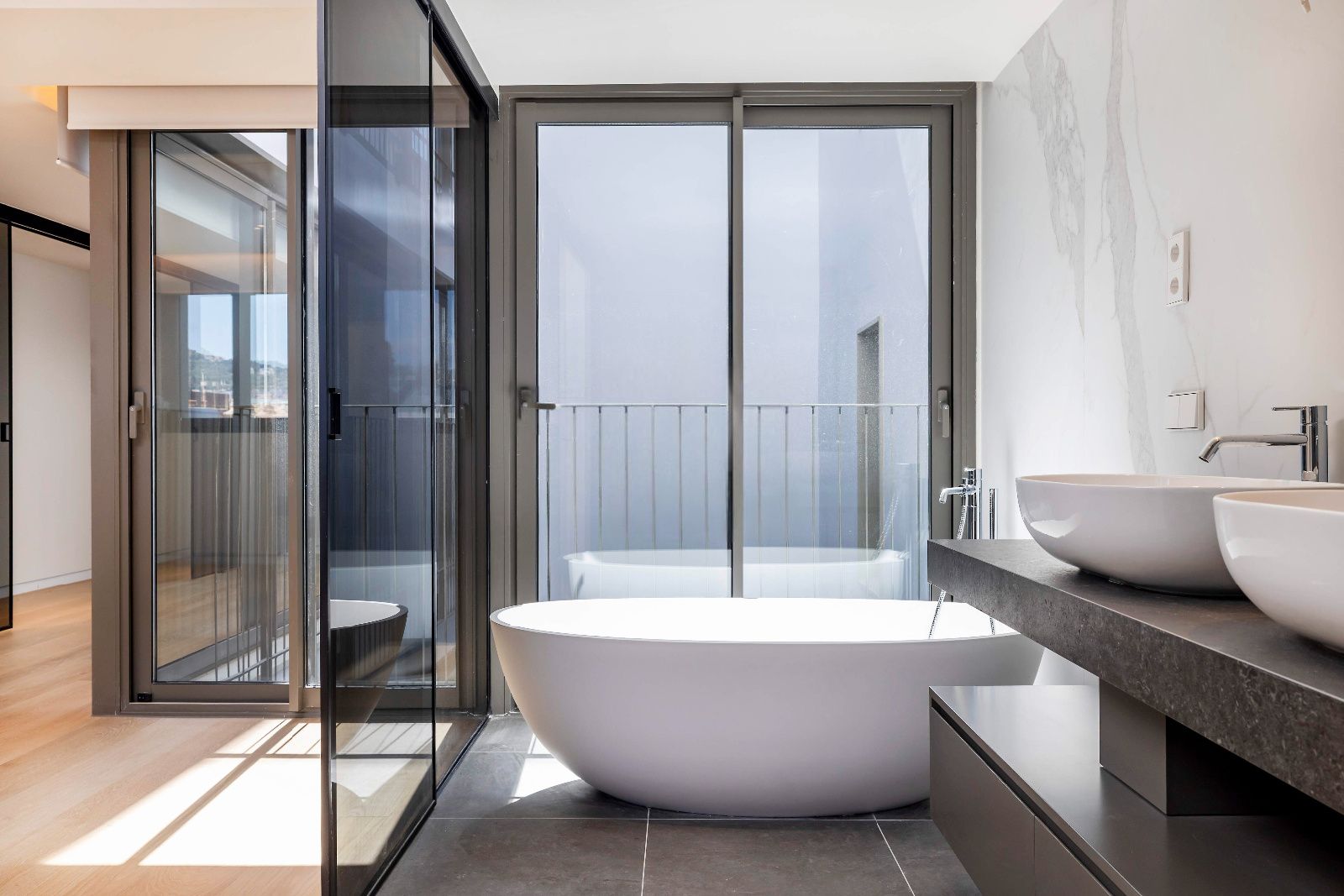 Dzīvoklis Barcelona, Spānijā 3 istabas, 368 m2 Nr. 166640