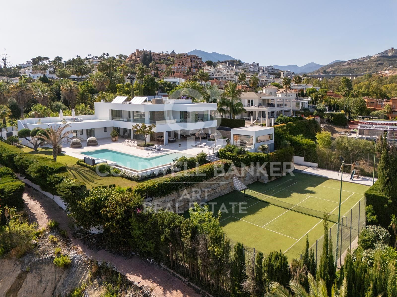 Villa in Marbella, Malaga, Spain 7 bedrooms, 676 sq.m. No. 158326