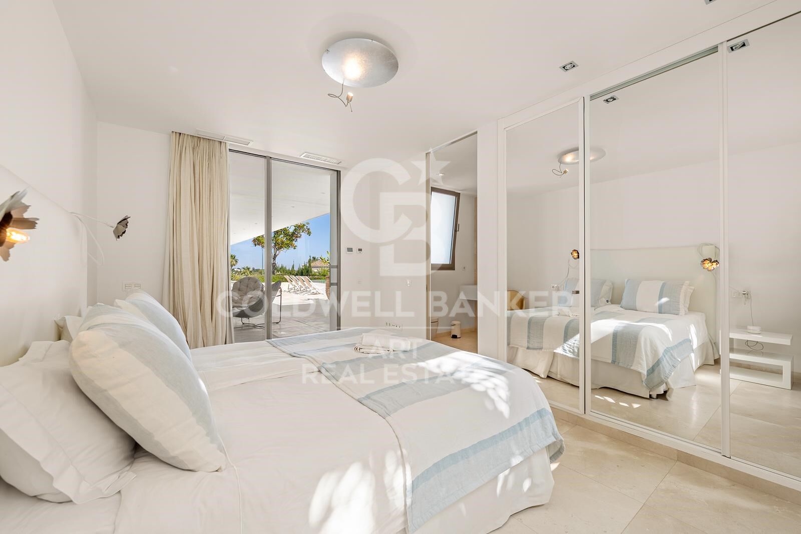Villa in Marbella, Malaga, Spain 7 bedrooms, 676 sq.m. No. 158326