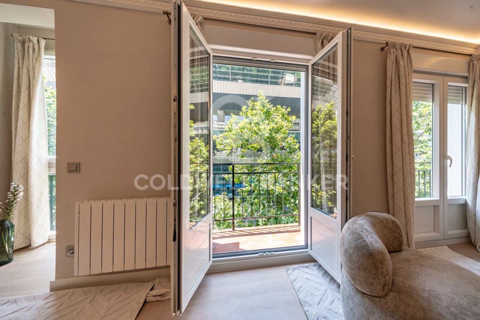 Apartment à Madrid, Espagne 2 chambres, 113 m2 No. 158330