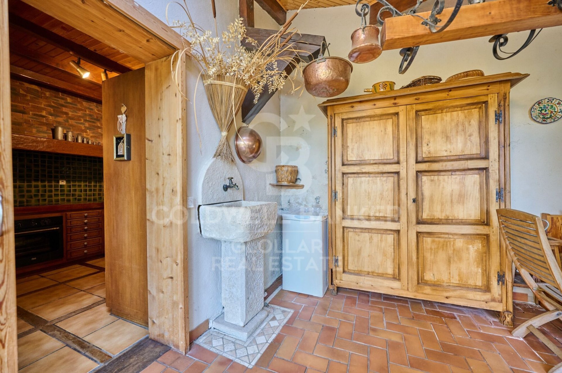 House en Espagne 4 chambres, 215 m2 No. 158328