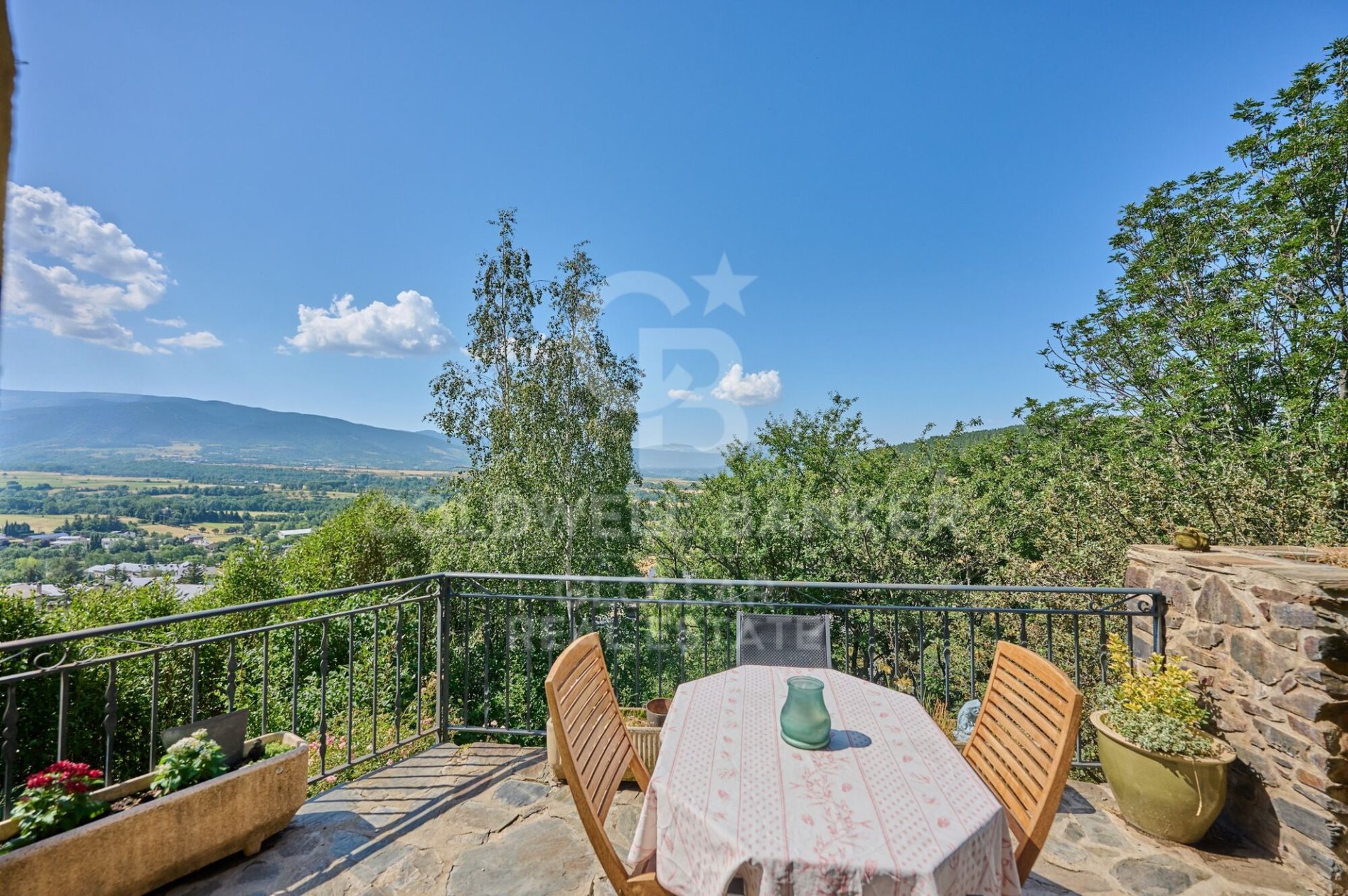 House en Espagne 4 chambres, 215 m2 No. 158328
